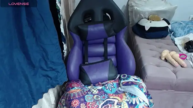 cristin doll  online show from 12, 2, 2026