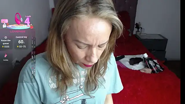 cristin doll  online show from 19, 11, 2025