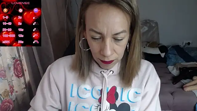 cristin doll  online show from 20, 2, 2026