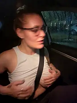 HollyTattoo online show from 9, 12, 2024