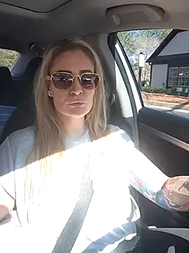 HollyTattoo online show from 26, 2, 2025