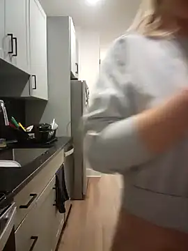 HollyTattoo online show from 18, 12, 2024