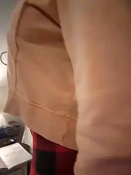 HollyTattoo online show from 13, 1, 2025