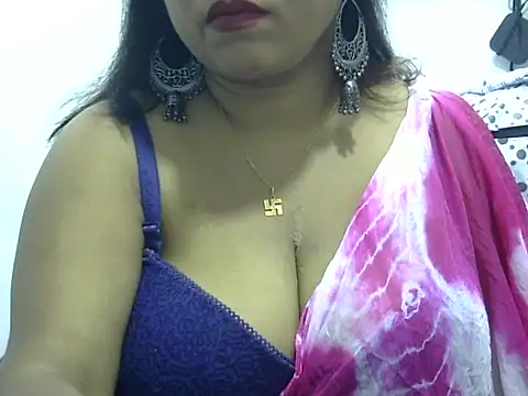 ROSEE MERRYYYY online show from 28, 4, 2026