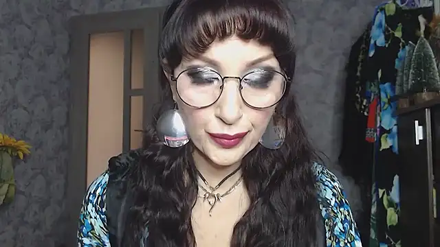 Aziza1 online show from 10, 11, 2025