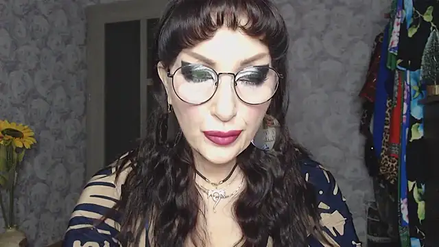 Aziza1 online show from 16, 12, 2025