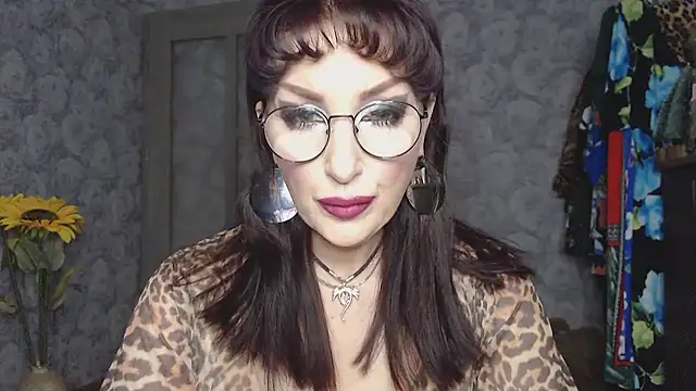 Snapshot of Aziza1 chatting on 15, 7, 2026 Aziza1 online show from 15, 7, 2026