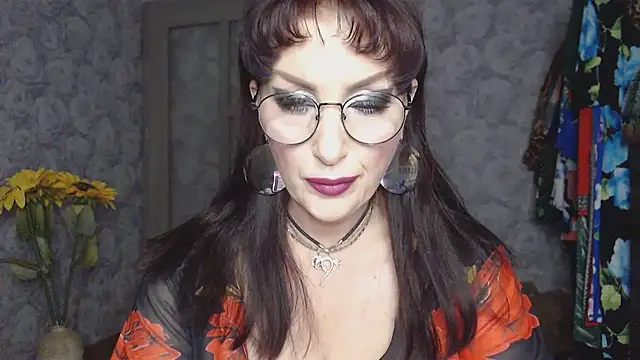 Snapshot of Aziza1 chatting on 13, 7, 2026 Aziza1 online show from 13, 7, 2026