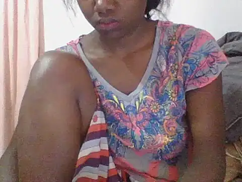 Hamie sexy online show from 7, 10, 2025