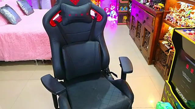 ambarEvans online show from 5, 2, 2025