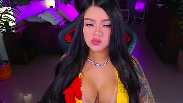 ambarEvans online show from 4, 6, 2026