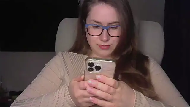 SeasonalSomeone online show from 15, 3, 2026