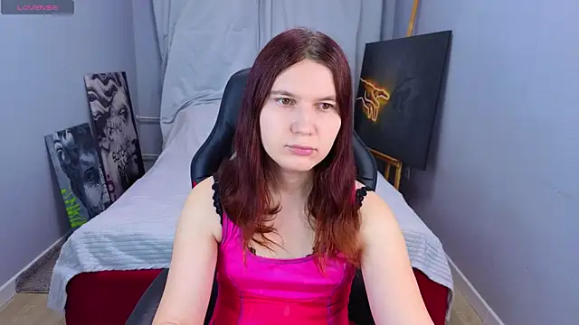 SabrinaLee online show from 16, 7, 2026