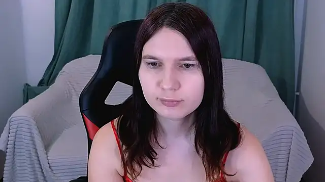 Snapshot of SabrinaLee chatting on 6, 5, 2026 SabrinaLee online show from 6, 5, 2026