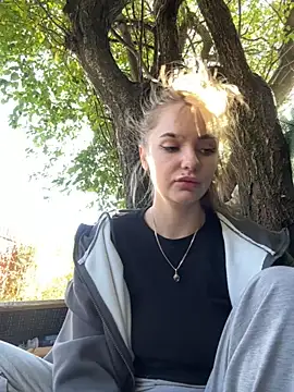 Night dreams online show from 4, 10, 2025