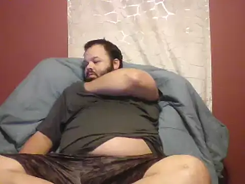 Snapshot of Strongbutgentle36 chatting on 13, 10, 2025 Strongbutgentle36 online show from 13, 10, 2025