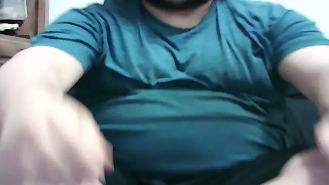 Snapshot of Strongbutgentle36 chatting on 24, 1, 2025 Strongbutgentle36 online show from 24, 1, 2025