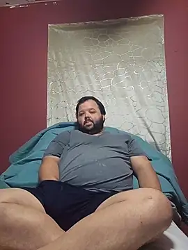 Snapshot of Strongbutgentle36 chatting on 26, 11, 2025 Strongbutgentle36 online show from 26, 11, 2025