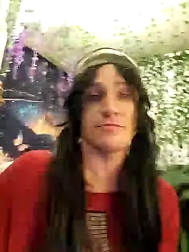 MaddyC6992 online show from 4, 1, 2025