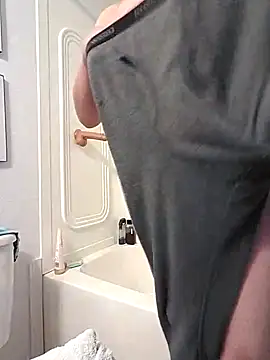 MaddyC6992 online show from 18, 2, 2025