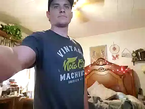 MaddyC6992 online show from 16, 1, 2025