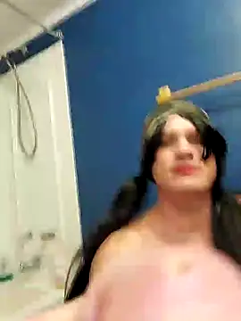 MaddyC6992 online show from 30, 12, 2024