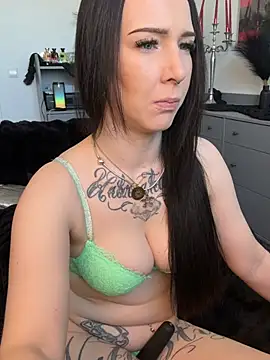 Trixie-Tainted online show from 6, 3, 2026