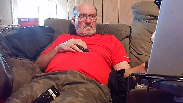 Snapshot of snickers1 chatting on 25, 7, 2026 snickers1 online show from 25, 7, 2026
