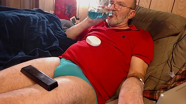 Snapshot of snickers1 chatting on 14, 12, 2025 snickers1 online show from 14, 12, 2025