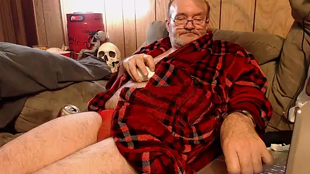 Snapshot of snickers1 chatting on 17, 11, 2025 snickers1 online show from 17, 11, 2025