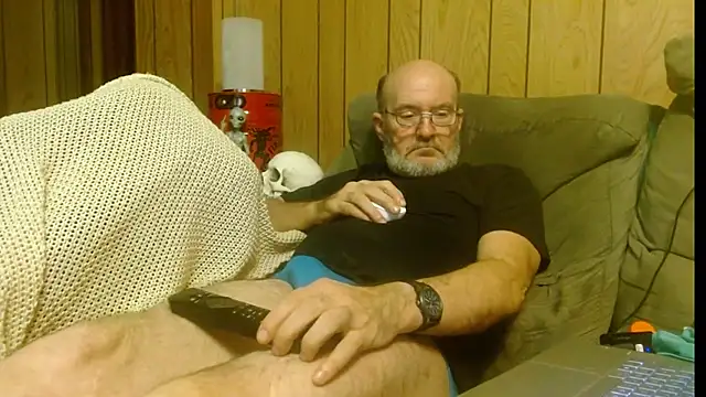 Snapshot of snickers1 chatting on 5, 10, 2025 snickers1 online show from 5, 10, 2025