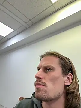 fmodel online show from 25, 11, 2025