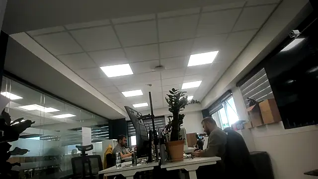 fmodel online show from 20, 2, 2025