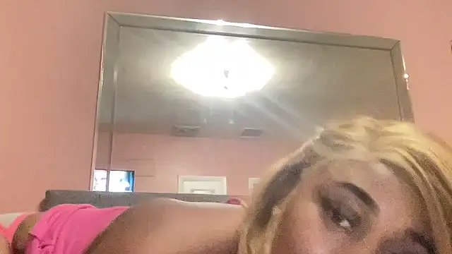 Creamesensation online show from 7, 2, 2025