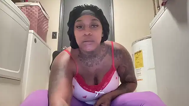 Creamesensation online show from 27, 10, 2025