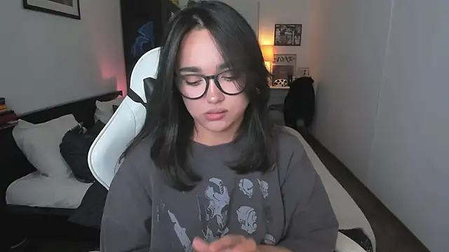 Tiffany Flynn online show from 22, 12, 2024