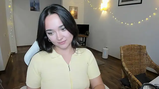 Tiffany Flynn online show from 19, 1, 2025