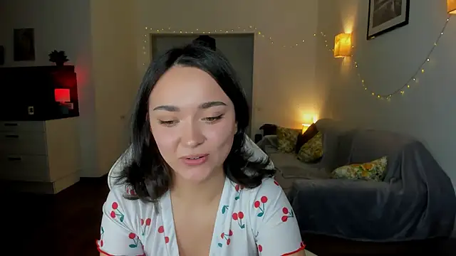 Tiffany Flynn online show from 17, 3, 2025