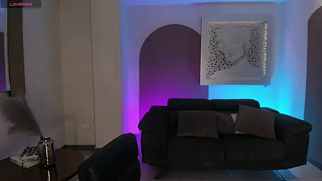 Snapshot of MorganHicks chatting on 8, 6, 2026 MorganHicks online show from 8, 6, 2026