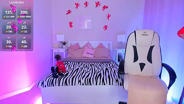 HelenaRegal online show from 9, 2, 2025