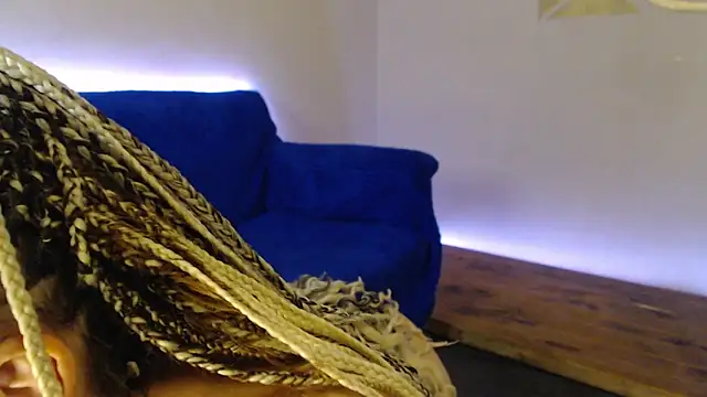 DIOSAHONEY online show from 8, 3, 2026