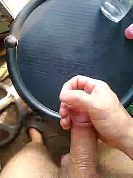 Snapshot of Alvaro2017 chatting on 21, 2, 2026 Alvaro2017 online show from 21, 2, 2026