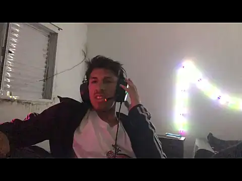axel2leiva online show from 13, 10, 2025