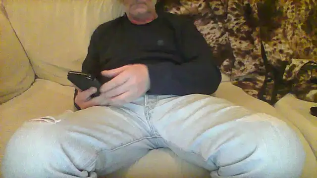 Snapshot of CastTaurus chatting on 2, 12, 2025 CastTaurus online show from 2, 12, 2025