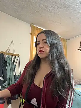 latinfemale online show from 23, 2, 2026