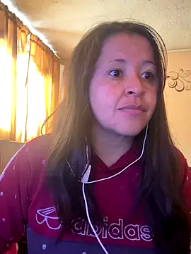 latinfemale online show from 5, 10, 2025