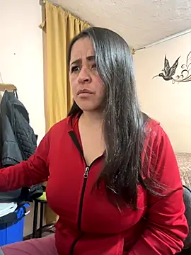 latinfemale online show from 4, 11, 2025