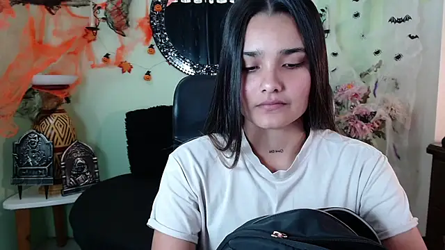 DestinyHills online show from 8, 10, 2025