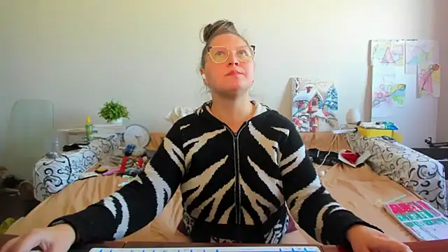 Snapshot of IamYourNarcotic chatting on 10, 2, 2026 IamYourNarcotic online show from 10, 2, 2026