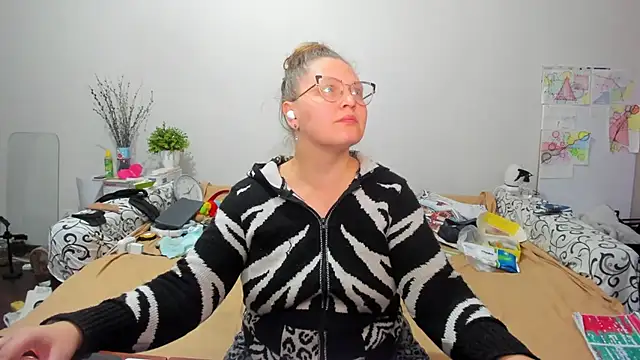 Snapshot of IamYourNarcotic chatting on 25, 2, 2026 IamYourNarcotic online show from 25, 2, 2026